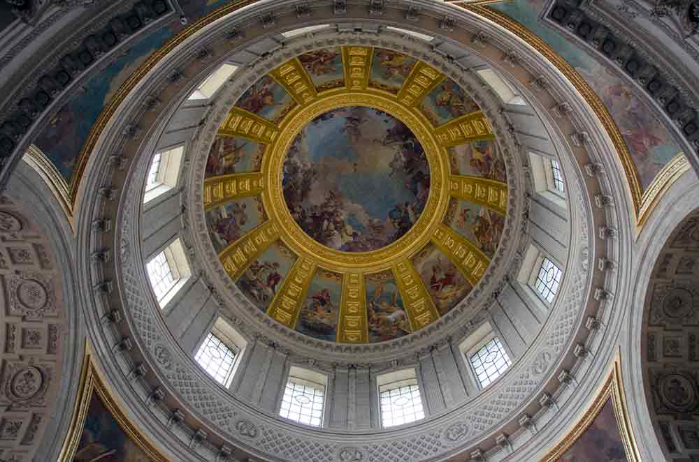 invalides ceiling-asia photo stock