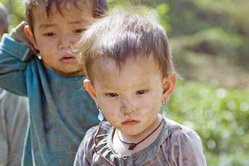 hmong child-AsiaPhotoStock