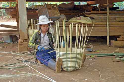 bamboo basket making-AsiaPhotoStock