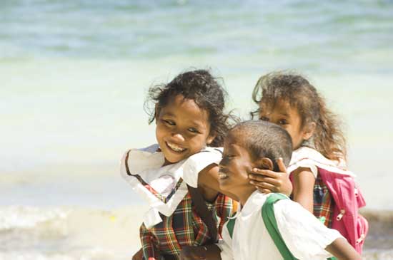 beach kids boracay-AsiaPhotoStock