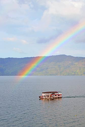 boat rainbow-AsiaPhotoStock