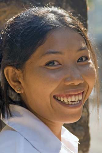 cambodian woman-AsiaPhotoStock