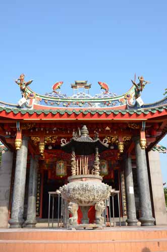 chinese temple tua pek-AsiaPhotoStock