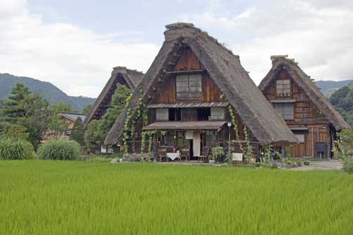houses shirakawa go-AsiaPhotoStock