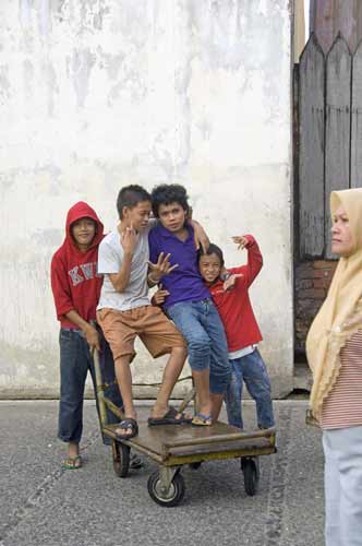 kids in kota kinabalu-AsiaPhotoStock