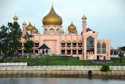 mosque kuching sarawak-AsiaPhotoStock