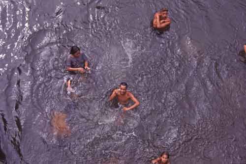 maori boys mud dives-AsiaPhotoStock