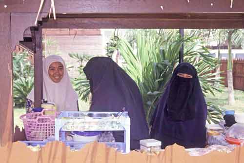 muslim girl food sellers-AsiaPhotoStock