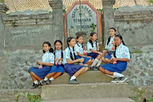 school girls-AsiaPhotoStock