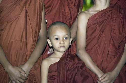shwedagon monk-AsiaPhotoStock