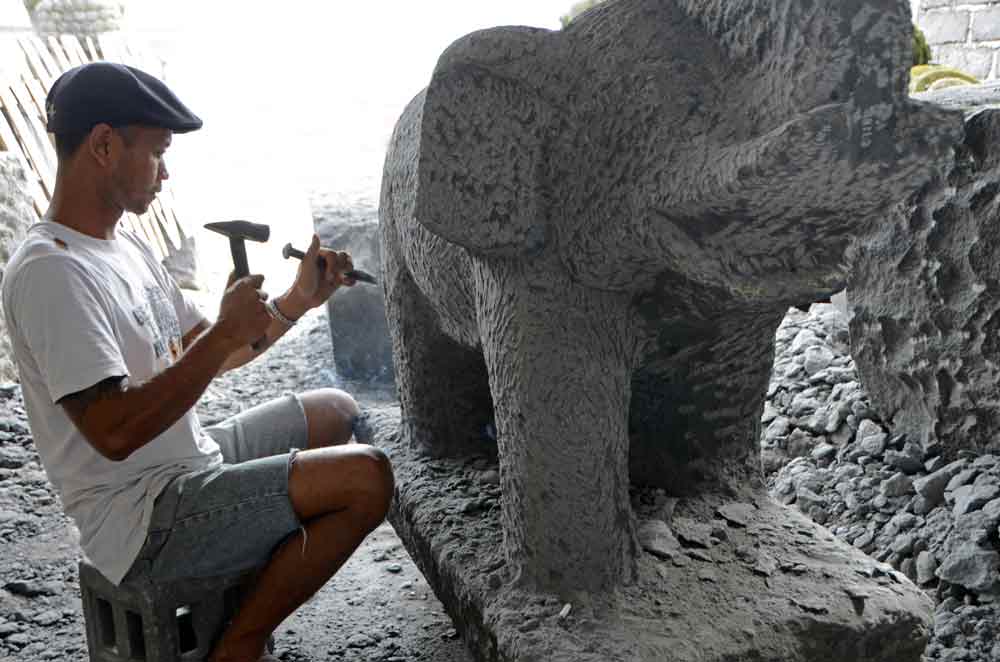 stone elephant-AsiaPhotoStock