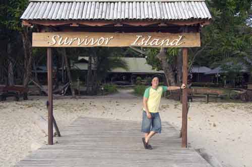 survivor island entrance-AsiaPhotoStock