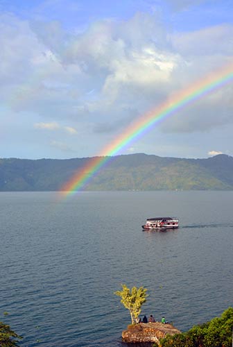 tuk tuk rainbow-AsiaPhotoStock
