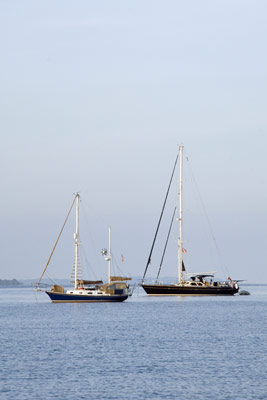 yachts at anchor-AsiaPhotoStock