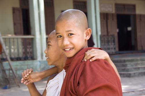 young monks-AsiaPhotoStock